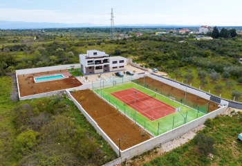 Wunderschönes Anwesen mit Pool und Tennisplatz - Zadar, Dalmatien